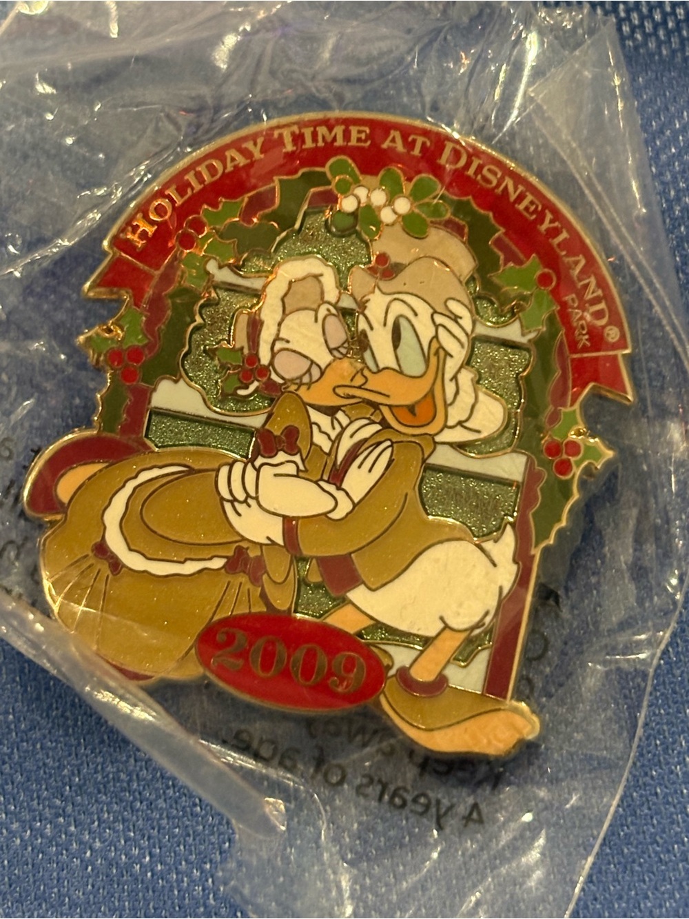 Disney Gold and Red Donald & Daisy Holiday Ornament Pin